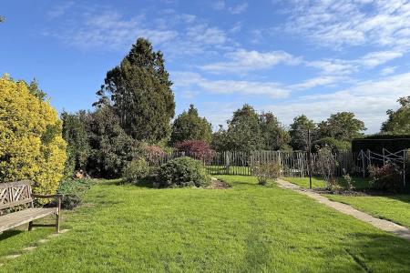 Long Street, Galhampton