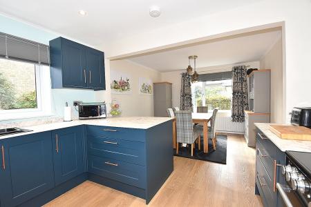 Long Street, Galhampton