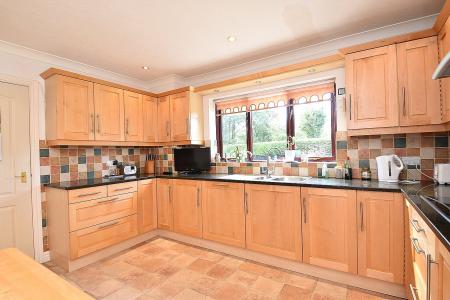 Zeals Green Drive, Zeals