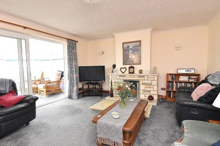 Townsend Close, Mere