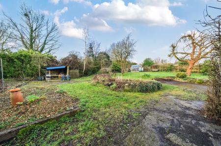 1417876-8-699d861...