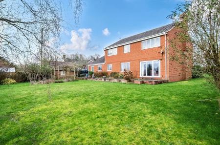 1407042-7-699d85b...