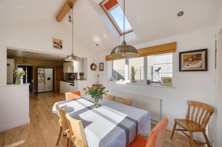 1419059-8-699d8ce...