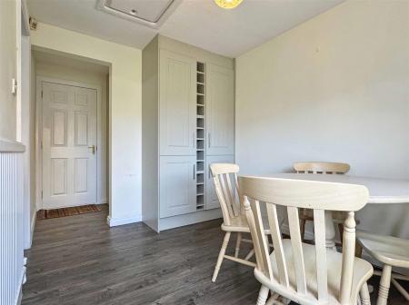 Office:Playroom (b).jpg