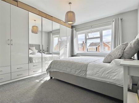 Master Bedroom.jpg