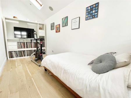 bed4.jpg