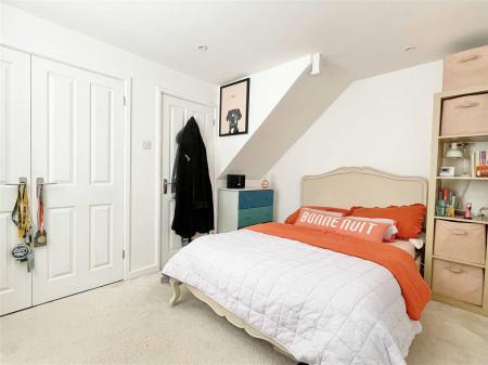 bed3.jpg