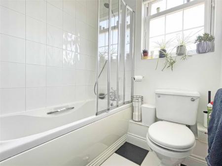 bath1.jpg