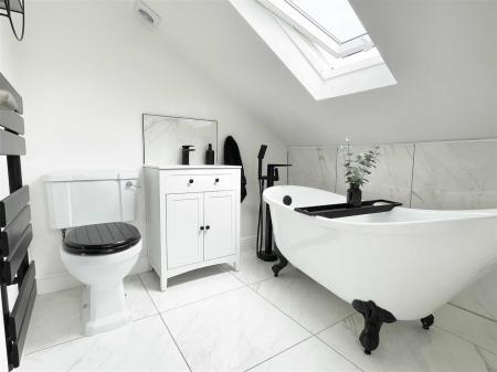 masterbath.jpg