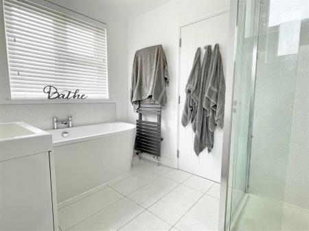 bath2.jpg