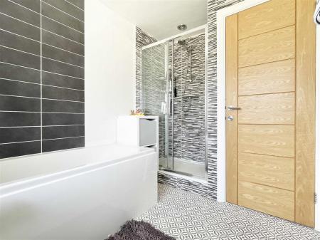 bath1.jpg