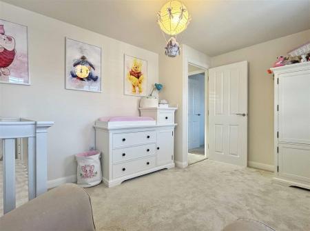 Bedroom 3b.jpg