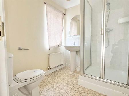 ensuite.jpg