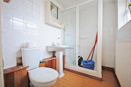 ground floor bathroom.jpg