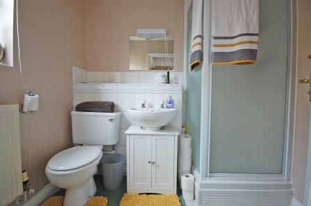 Ensuite to Master.jpg