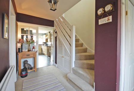 Entrance Hall(b).jpg