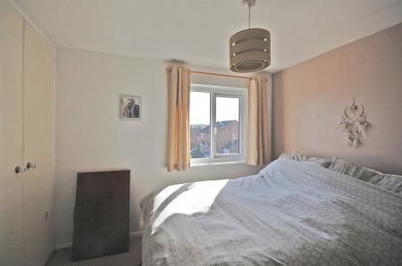 Bedroom 1.jpg