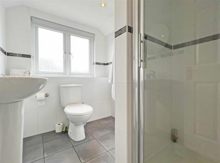 En-Suite Top.jpg