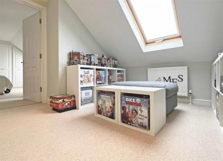 Dressing Room : Snug b.jpg