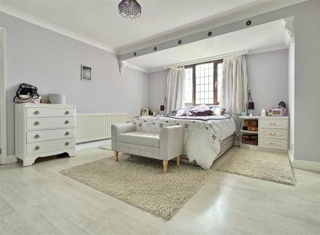 Master Bedroom 2.jpg