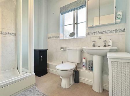 En-Suite To Master.jpg