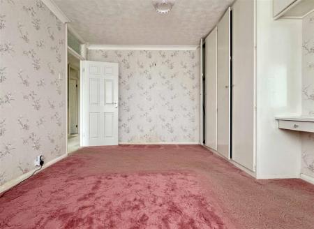 Bedroom 1b.jpg