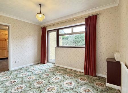 Dining Room b.jpg