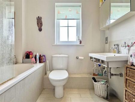 Bathroom.jpg