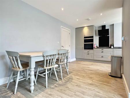 Dining Area.jpg