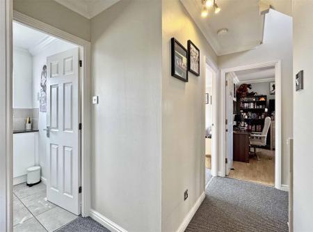 First Floor Landing b.jpg