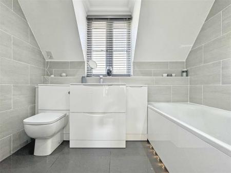 En-Suite To Master.jpg