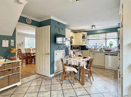 Kitchen Breakfast Room.jpg