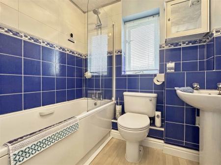Bathroom.jpg