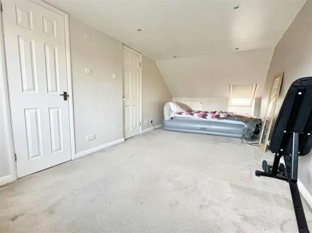 Bed1b.jpg