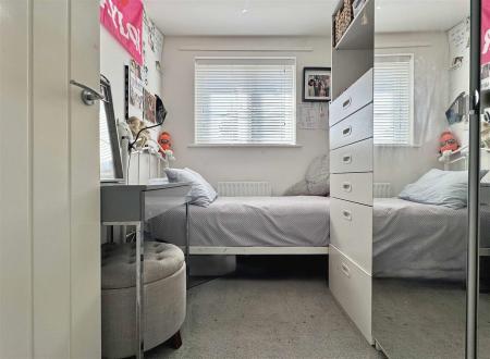 Bedroom 3.jpg
