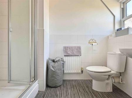 En-Suite To Master.jpg