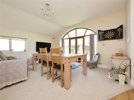 Living/Dining Room