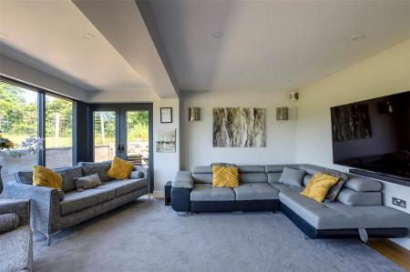 Annexe Lounge