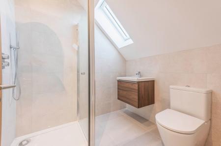 Bedroom One En-Suite