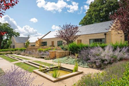 Front & Communal Garden