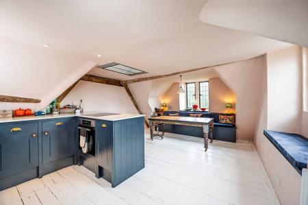 Top Floor Apartment Kitchen & Dining Room