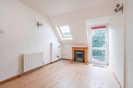 Chestnut Apartment Living Room