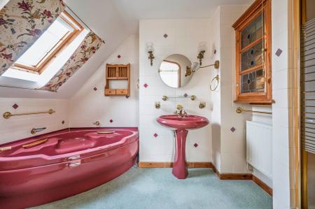 Magnolia Cottage Bedroom One En-suite Bathroom