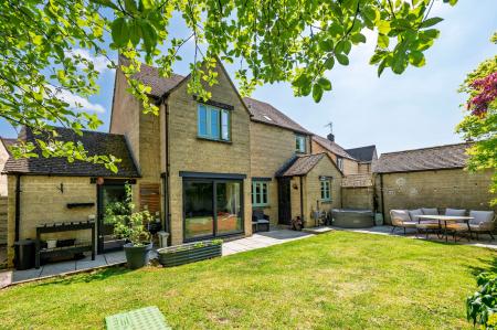 Rear & Garden