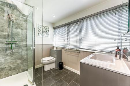 Bedroom Two En-Suite