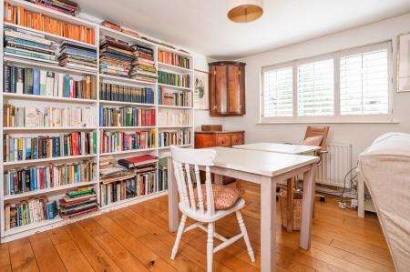 Additional Dining Space