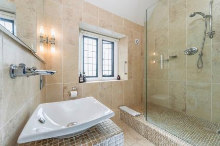 Bedroom One En-Suite