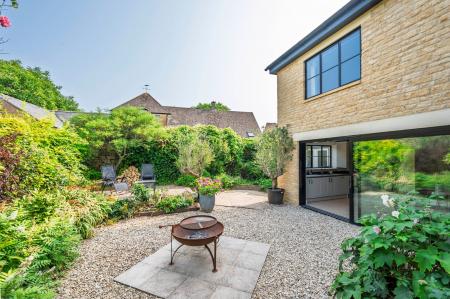 Rear & Garden