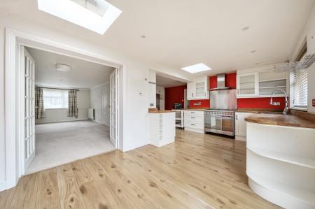 Kitchen & Dining Space