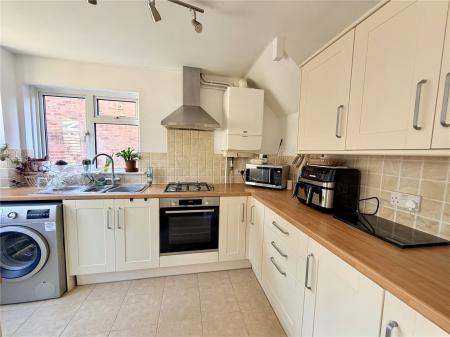 Kitchen 1